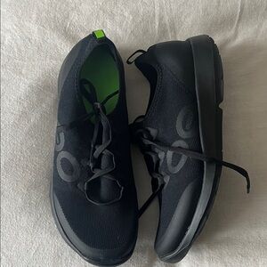 OOFOS Black Athletic Shoes